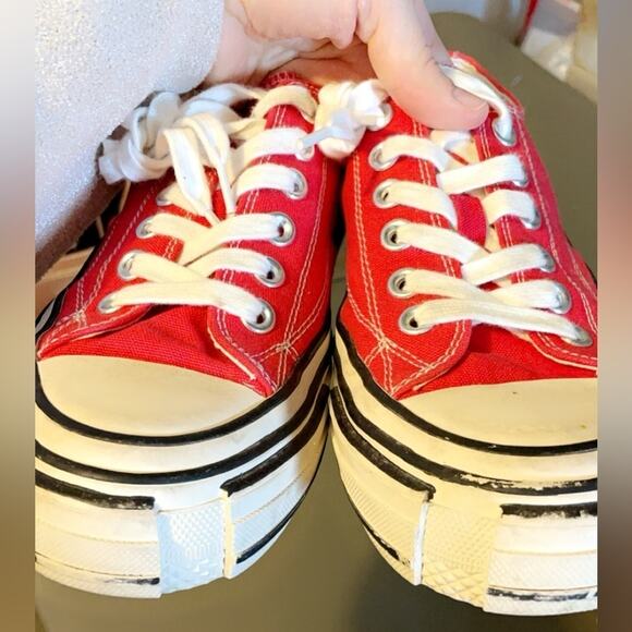 GUC Jeffrey Campbell Endorphan Canvas Red Sneakers- 8.5 - Picture 3 of 6
